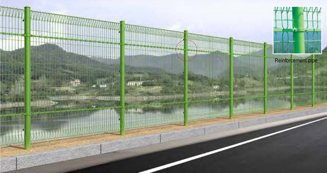 سياج مسلح مقوَّى